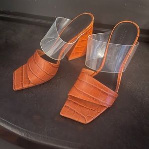 Mercedes Castillo Mildred slide sandal